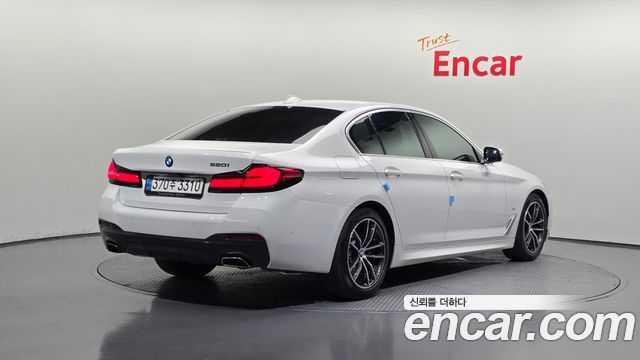 BMW 5 Series (G30) 520i M Sport 2022 — фото 2