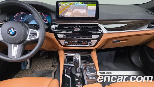 BMW 5 Series (G30) 520i M Sport 2022 — фото 15