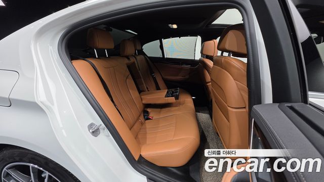 BMW 5 Series (G30) 520i M Sport 2022 — фото 19