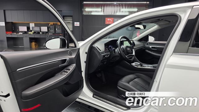Hyundai Sonata (DN8) 2.0 Premium Plus 2022 — фото 10