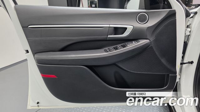 Hyundai Sonata (DN8) 2.0 Premium Plus 2022 — фото 24