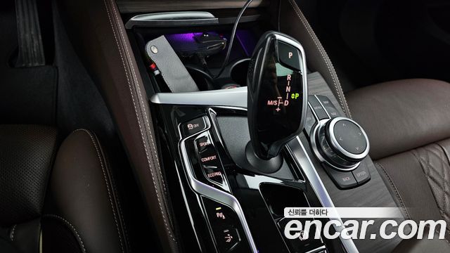 BMW 6 Series GT (G32) 620d xDrive Luxury 2022 — фото 9
