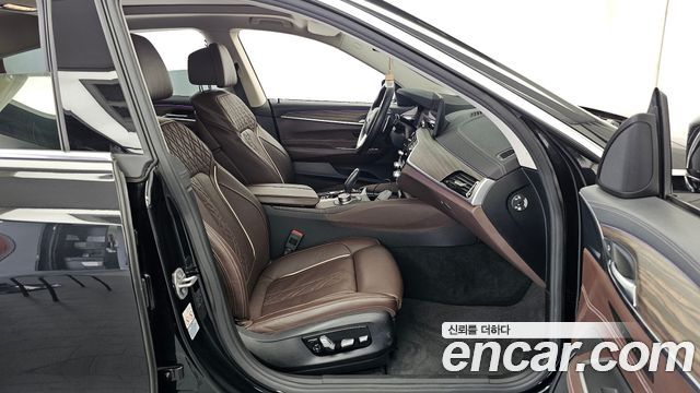 BMW 6 Series GT (G32) 620d xDrive Luxury 2022 — фото 11