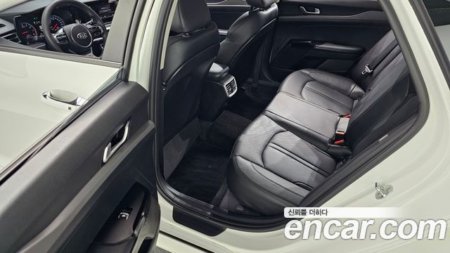 Kia K5 (III) 2.0 Trendy 2021 — фото 12