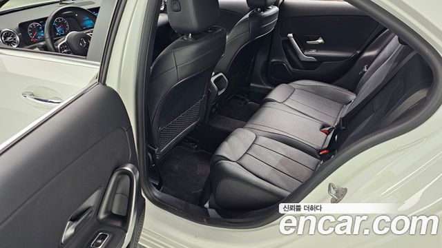 Mercedes-Benz A-Class (W177) A220 Sedan 2021 — фото 11