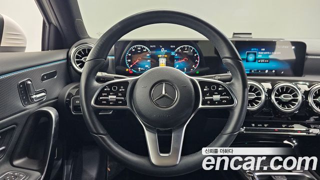 Mercedes-Benz A-Class (W177) A220 Sedan 2021 — фото 13