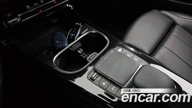 Mercedes-Benz A-Class (W177) A220 Sedan 2021 — фото 16
