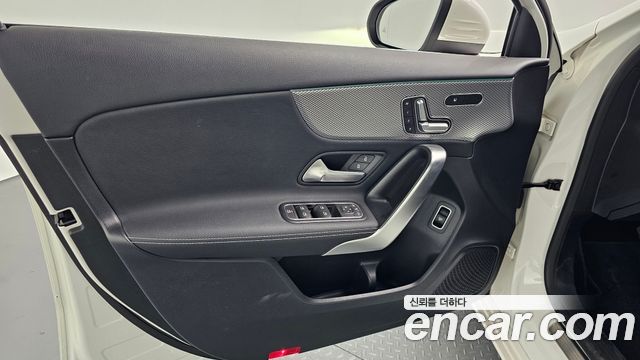 Mercedes-Benz A-Class (W177) A220 Sedan 2021 — фото 24