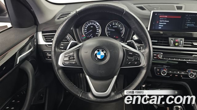 BMW X1 (F48) xDrive 20i xLine 2022 — фото 13