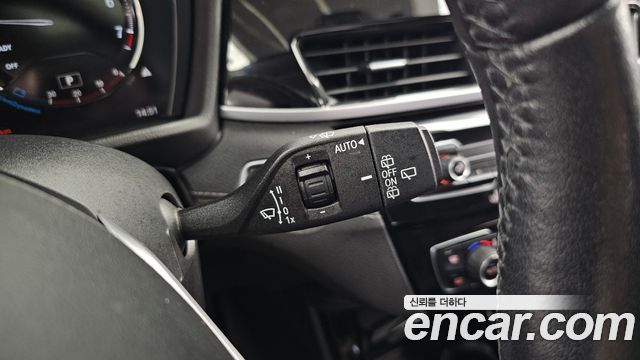 BMW X1 (F48) xDrive 20i xLine 2022 — фото 30