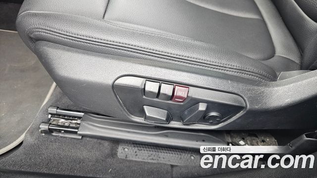 BMW X1 (F48) xDrive 20i xLine 2022 — фото 32
