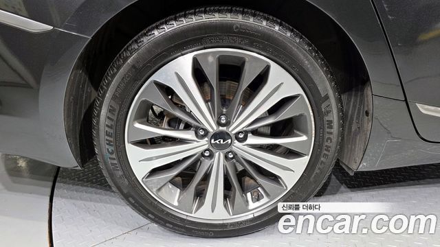 Kia K8 Hybrid Signature 2022 — фото 5