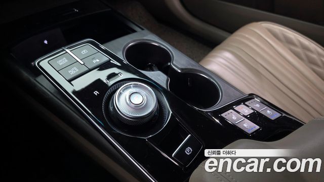 Kia K8 Hybrid Signature 2022 — фото 9