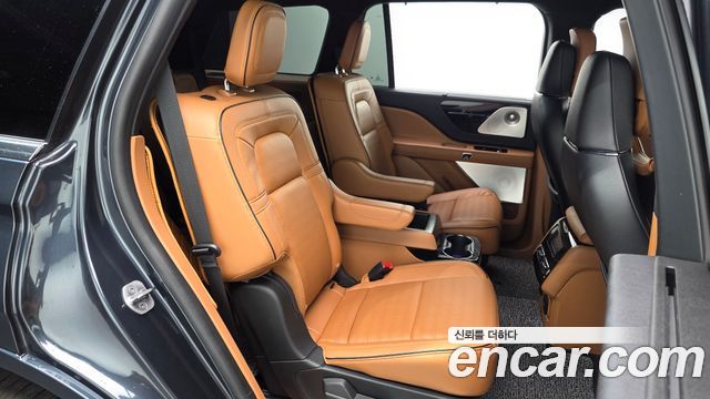 Lincoln Aviator (II) 3.0 Black Label AWD 2022 — фото 15