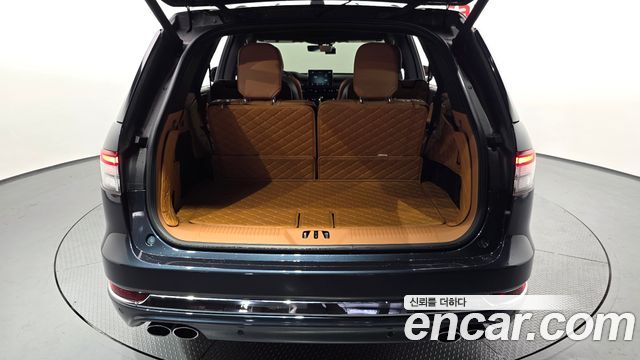 Lincoln Aviator (II) 3.0 Black Label AWD 2022 — фото 24