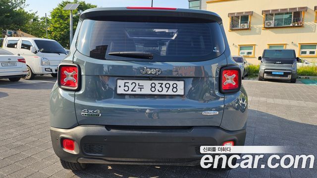 Jeep Renegade 2.0 Diesel Longitude AWD 2017 — фото 5