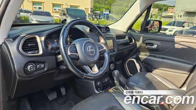 Jeep Renegade 2.0 Diesel Longitude AWD 2017 — фото 15