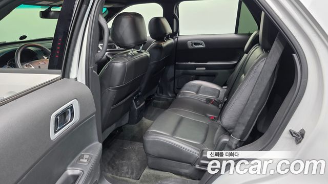 Ford Explorer 2.0 Ecoboost 2WD 5th 2014 — фото 16