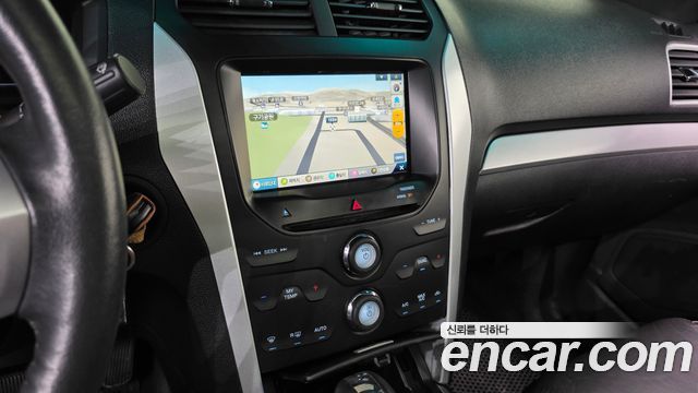 Ford Explorer 2.0 Ecoboost 2WD 5th 2014 — фото 18