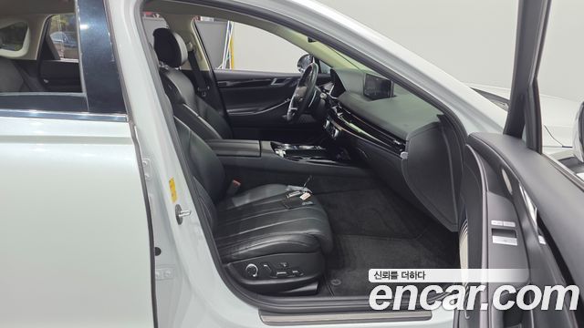 Genesis G80 (RG3) Gasoline 2.5 Turbo AWD 2022 — фото 26