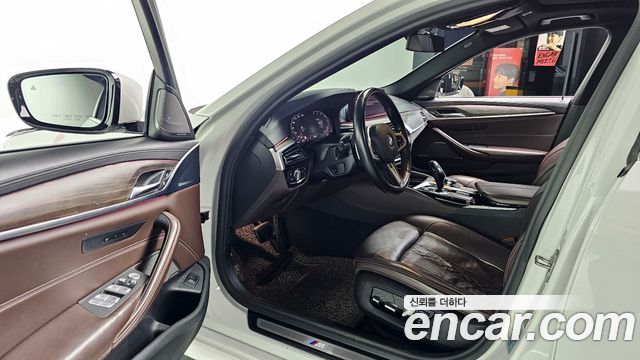BMW 5 Series (G30) 520d M Sport Package Plus 2020 — фото 10