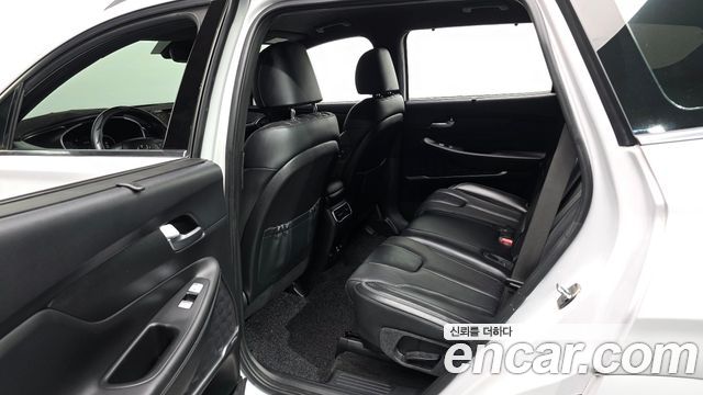 Hyundai Santa Fe Diesel 2.2 2WD Calligraphy 2021 — фото 12