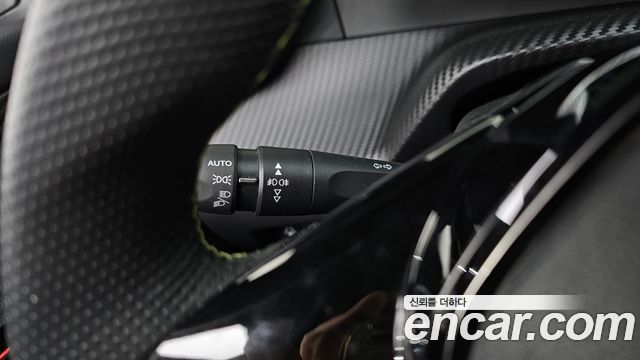 Peugeot e-2008 (II) EV GT 2023 — фото 19