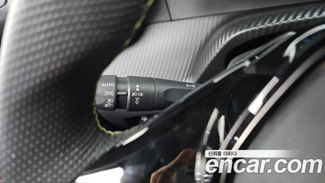 Peugeot e-2008 (II) EV GT 2023 — фото 20