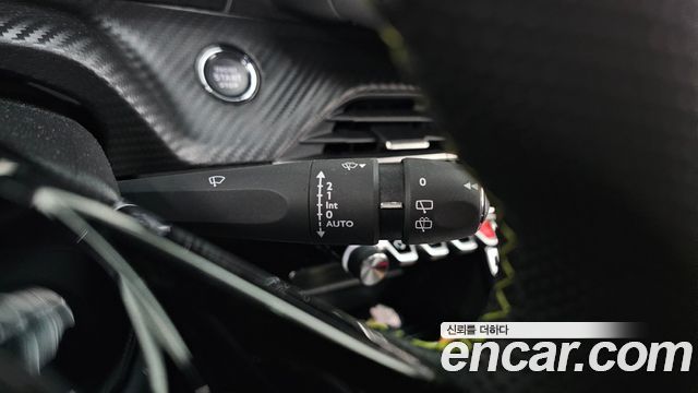 Peugeot e-2008 (II) EV GT 2023 — фото 28