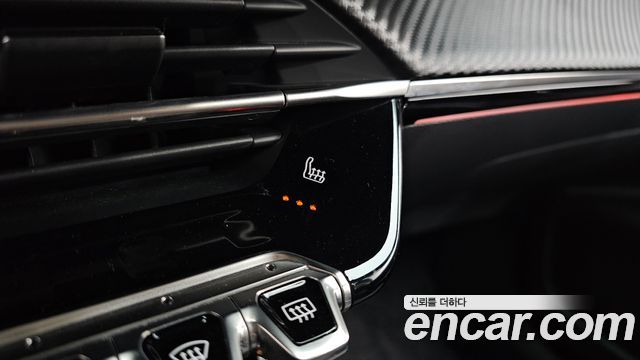 Peugeot e-2008 (II) EV GT 2023 — фото 29