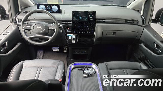 Hyundai Staria 4WD Lounge 9-Seater Prestige 2025 — фото 7