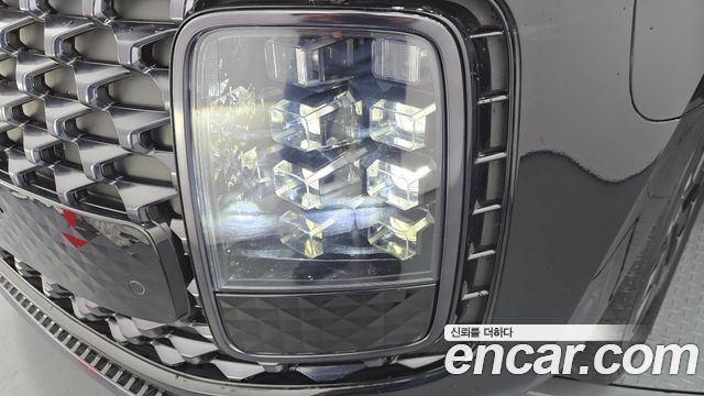 Hyundai Staria 4WD Lounge 9-Seater Prestige 2025 — фото 22