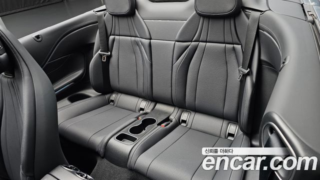Mercedes-Benz CLE-Class (C236) CLE200 Cabriolet 2025 — фото 12