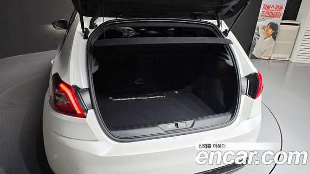 Peugeot 308 (II) 1.5 BlueHDi GT Line 2019 — фото 19