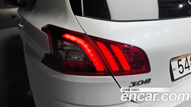 Peugeot 308 (II) 1.5 BlueHDi GT Line 2019 — фото 23