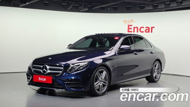 Mercedes-Benz E-Class (W213) E300 AMG Line 2019 — фото 1