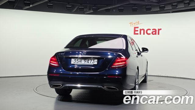 Mercedes-Benz E-Class (W213) E300 AMG Line 2019 — фото 4