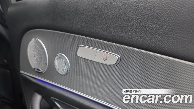 Mercedes-Benz E-Class (W213) E300 AMG Line 2019 — фото 17