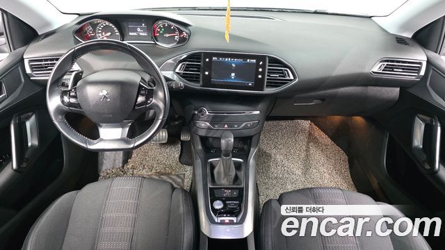 Peugeot 308SW (II) 1.6 BlueHDi Allure 2018 — фото 7