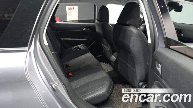 Peugeot 308SW (II) 1.6 BlueHDi Allure 2018 — фото 12