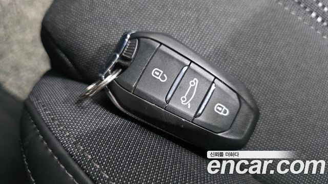Peugeot 308SW (II) 1.6 BlueHDi Allure 2018 — фото 19