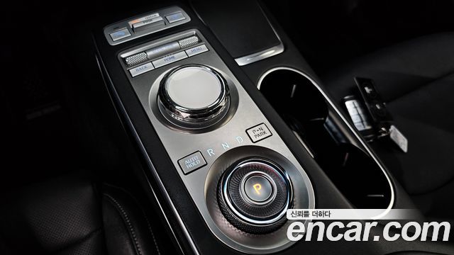 Genesis GV70 2.5T Gasoline AWD 2022 — фото 9