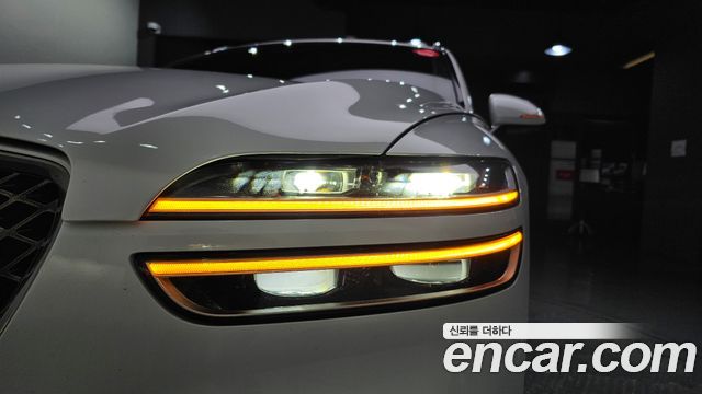 Genesis GV70 2.5T Gasoline AWD 2022 — фото 22