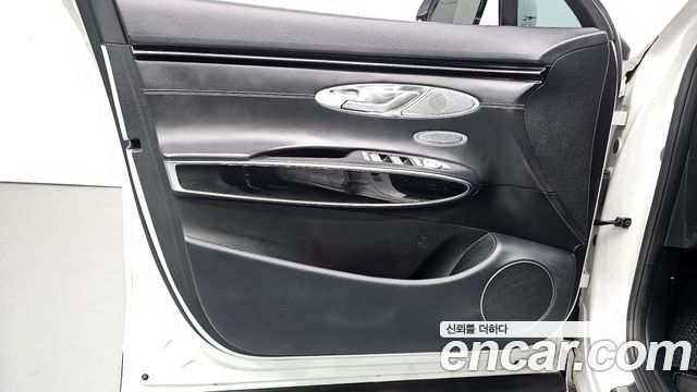 Genesis GV70 2.5T Gasoline AWD 2022 — фото 24