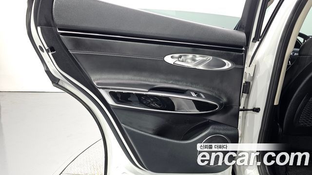 Genesis GV70 2.5T Gasoline AWD 2022 — фото 25