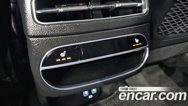Genesis GV70 2.5T Gasoline AWD 2022 — фото 30