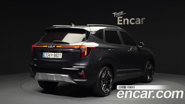 Kia Seltos Gasoline 1.6 Turbo 2WD Signature 2023 — фото 2