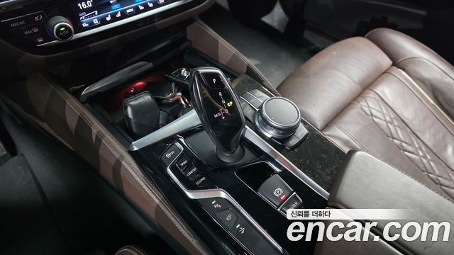 BMW 6 Series GT (G32) 630d xDrive M Sport 2018 — фото 9
