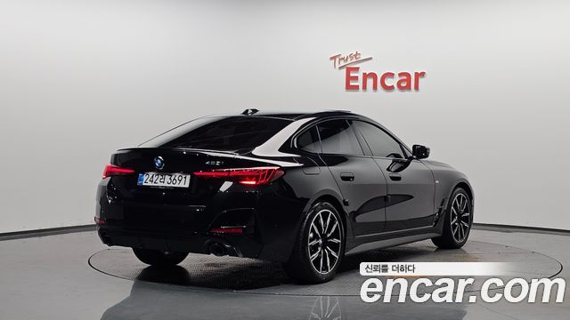 BMW 4 Series (G22) 420i M Sport Pro Gran Coupe 2025 — фото 2