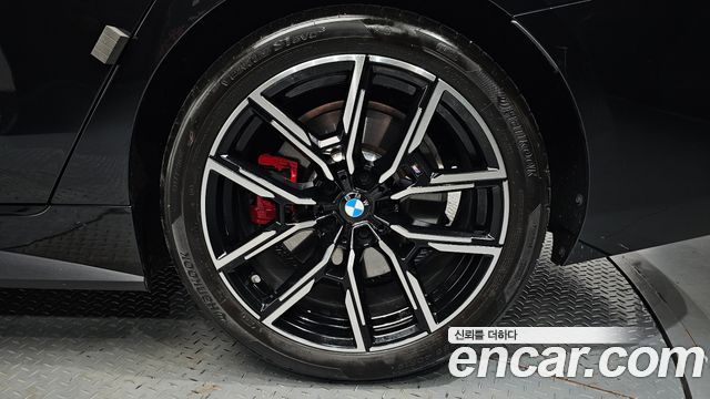 BMW 4 Series (G22) 420i M Sport Pro Gran Coupe 2025 — фото 21